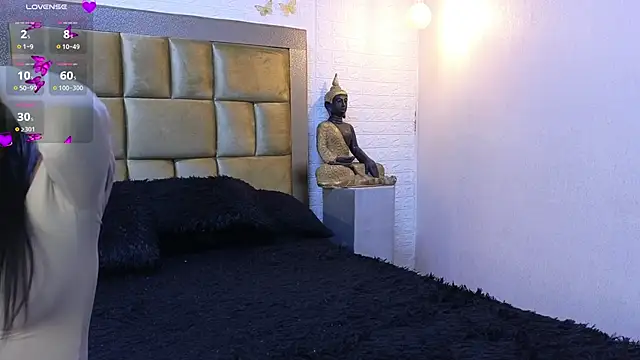 ximenawilliamss online show from September 21, 10:00 pm