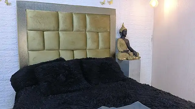 ximenawilliamss online show from April 10, 10:03 pm