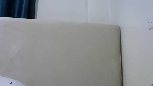 Snapshot of Latiffagodess chatting on October 23, 3:17 am Latiffagodess online show from October 23, 3:17 am