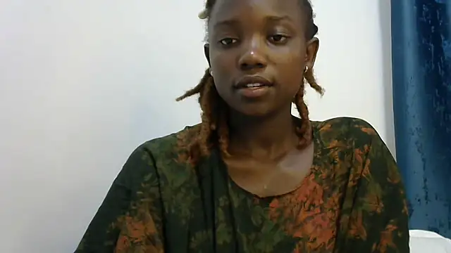 Snapshot of Latiffagodess chatting on February 15, 11:19 am Latiffagodess online show from February 15, 11:19 am