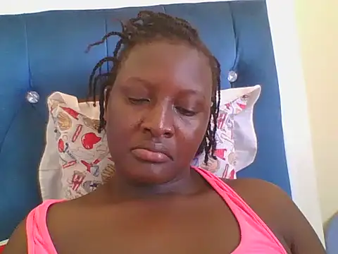 Snapshot of Heavy_ass chatting on November 6, 11:11 am Heavy ass online show from November 6, 11:11 am