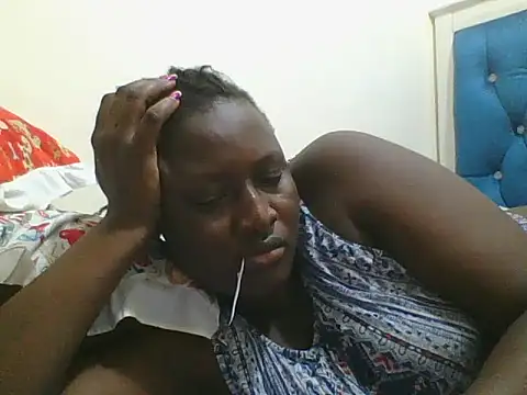 Snapshot of Heavy_ass chatting on November 9, 7:34 pm Heavy ass online show from November 9, 7:34 pm