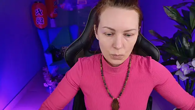 VandaRossi online show from February 2, 9:08 am