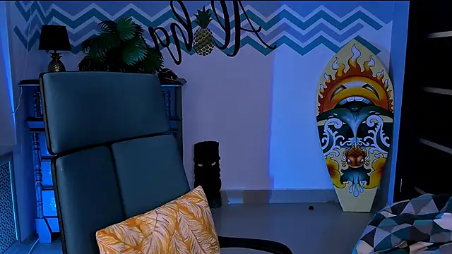 VandaRossi online show from February 9, 8:11 am