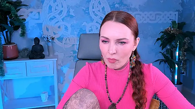 VandaRossi online show from March 14, 3:25 pm