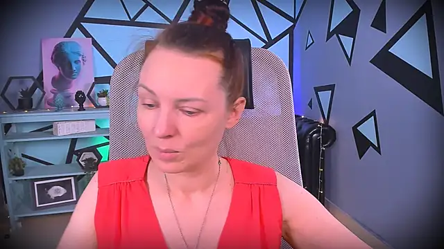 VandaRossi online show from September 19, 10:27 am