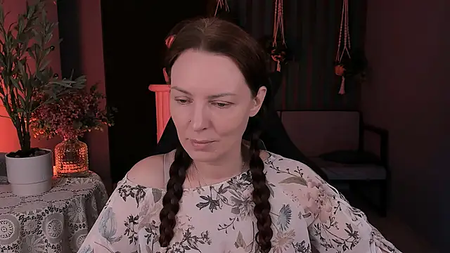 VandaRossi online show from September 30, 9:58 am