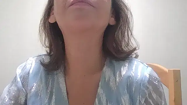 HollyJewel online show from October 20, 5:24 pm