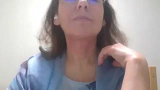 HollyJewel online show from November 20, 4:29 pm