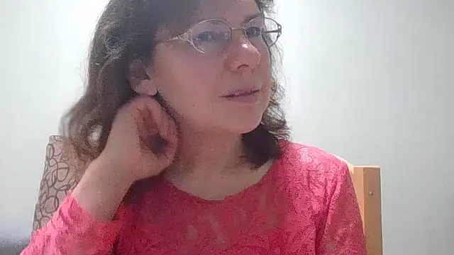 HollyJewel online show from March 29, 5:02 pm