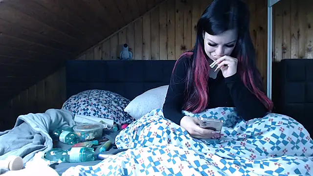 BoeseMoni1998 online show from October 12, 7:29 am