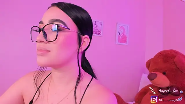 angeel fox online show from January 9, 3:42 am