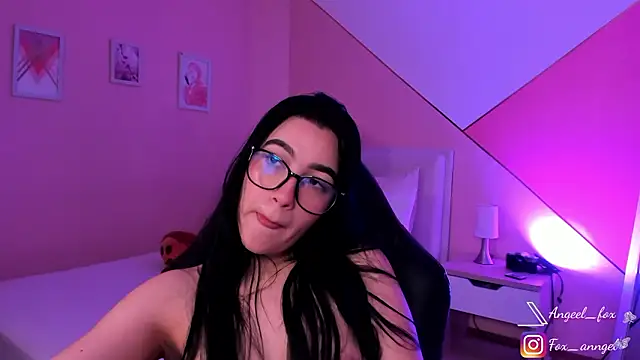 angeel fox online show from March 21, 9:40 pm