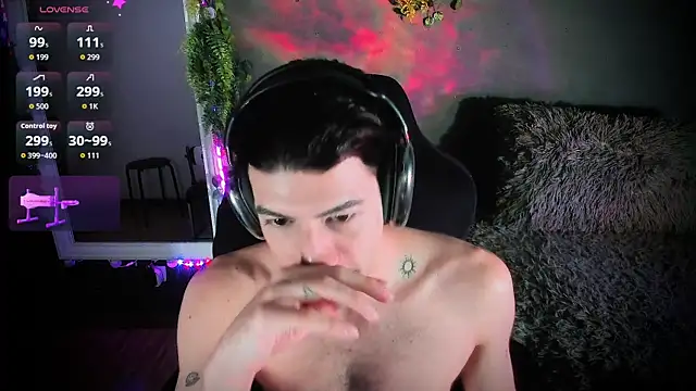 newjeff online show from April 5, 9:45 pm