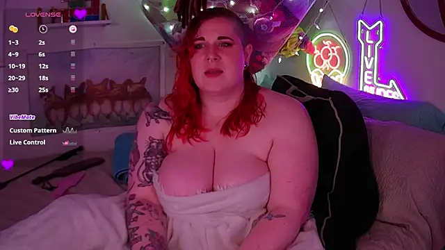 opalreigning online show from November 9, 10:13 am