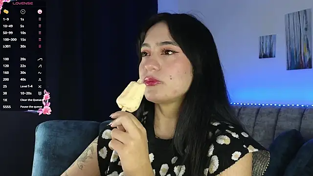 ZaraDames  online show from November 6, 3:40 am