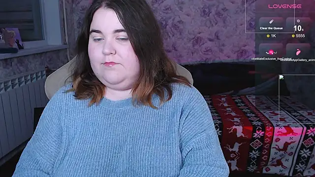 Estelle Hicks online show from November 8, 6:29 pm