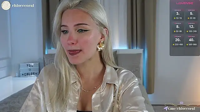 ChloeCoral online show from January 19, 9:02 pm