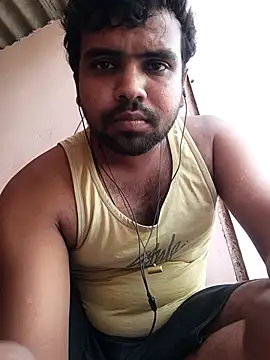 MeFeellove online show from October 6, 8:34 am