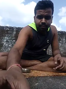 MeFeellove online show from November 5, 7:41 am