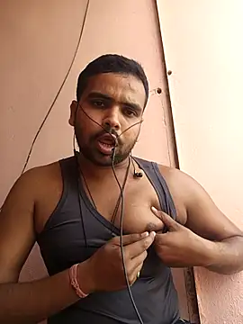 MeFeellove online show from November 7, 9:09 am