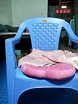 Snapshot of Zane_Natha chatting on April 5, 8:33 am Zane Natha online show from April 5, 8:33 am