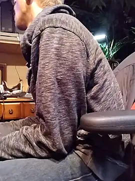 Snapshot of mrwinsalot88 chatting on October 28, 8:51 am mrwinsalot88 online show from October 28, 8:51 am