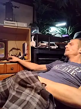 Snapshot of mrwinsalot88 chatting on October 31, 10:49 am mrwinsalot88 online show from October 31, 10:49 am