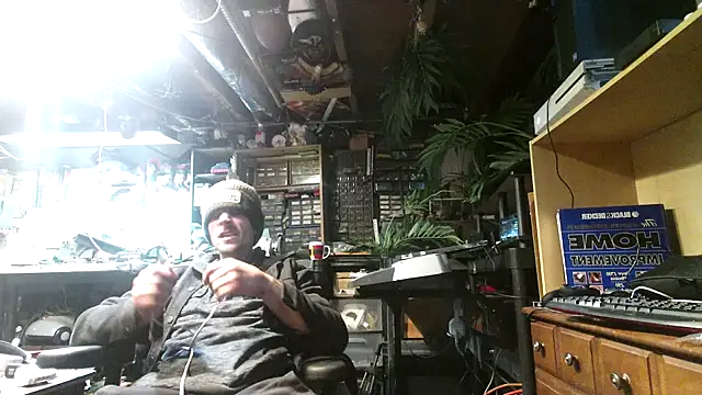 Snapshot of mrwinsalot88 chatting on November 3, 1:45 pm mrwinsalot88 online show from November 3, 1:45 pm