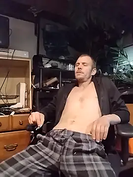 Snapshot of mrwinsalot88 chatting on November 17, 3:56 am mrwinsalot88 online show from November 17, 3:56 am