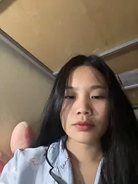 Snapshot of Be-MyMy chatting on February 17, 10:29 am Be-MyMy online show from February 17, 10:29 am