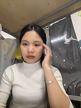 Snapshot of Be-MyMy chatting on February 24, 10:48 am Be-MyMy online show from February 24, 10:48 am