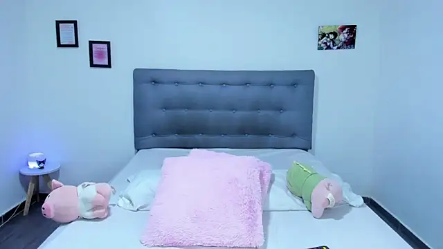 Snapshot of Agataowens chatting on February 18, 2:38 am Agataowens online show from February 18, 2:38 am