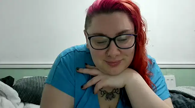 Bustycurves online show from December 12, 11:40 am