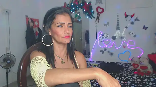 brigitht online show from December 28, 5:02 am