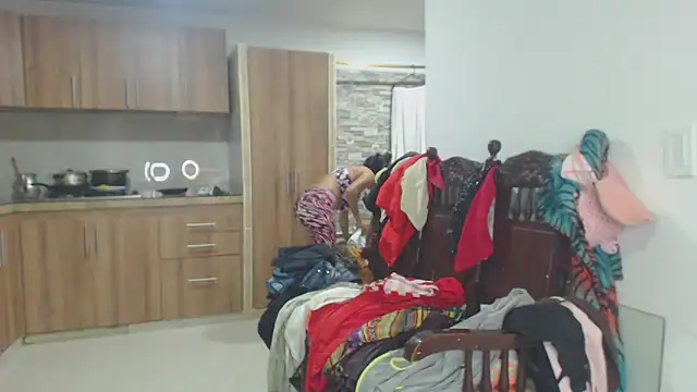 brigitht online show from January 5, 12:42 am
