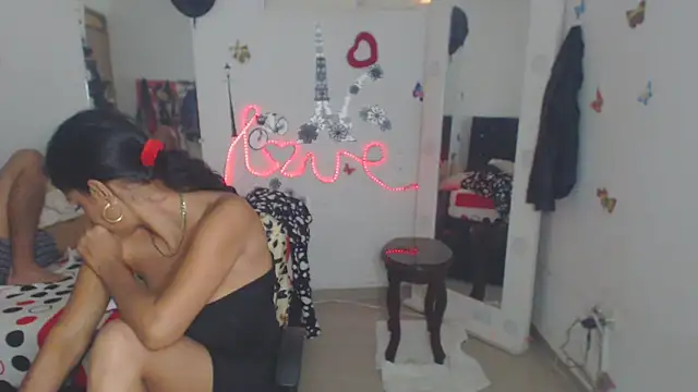 Snapshot of brigitht chatting on November 15, 6:59 pm brigitht online show from November 15, 6:59 pm