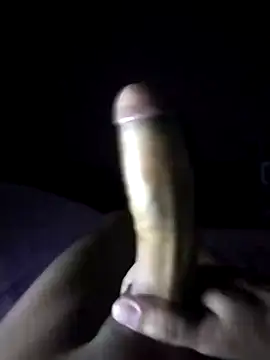 Snapshot of Elii_uwu chatting on January 12, 2:24 am Elii uwu online show from January 12, 2:24 am