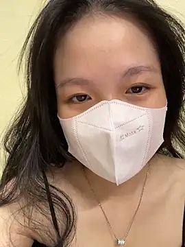 Snapshot of minmin2kk5 chatting on October 17, 3:03 pm minmin2kk5 online show from October 17, 3:03 pm