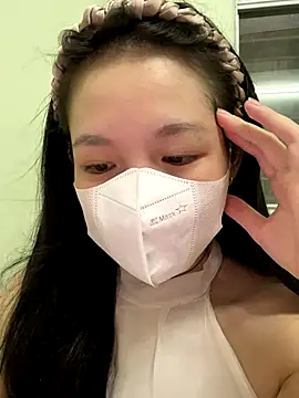 Snapshot of minmin2kk5 chatting on October 18, 6:26 am minmin2kk5 online show from October 18, 6:26 am