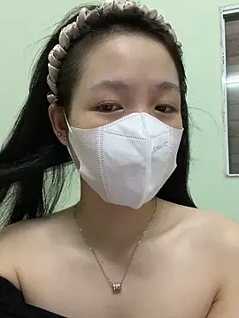 Snapshot of minmin2kk5 chatting on October 19, 1:39 am minmin2kk5 online show from October 19, 1:39 am