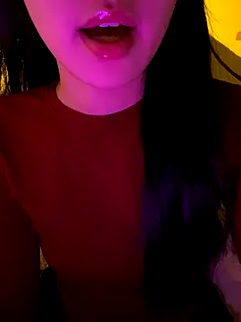 Snapshot of minmin2kk5 chatting on November 3, 3:08 am minmin2kk5 online show from November 3, 3:08 am