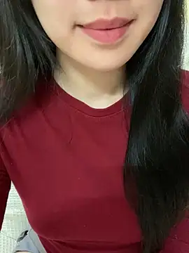 Snapshot of minmin2kk5 chatting on November 25, 3:45 pm minmin2kk5 online show from November 25, 3:45 pm