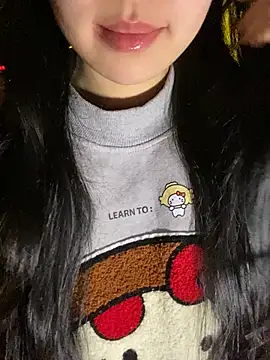 Snapshot of minmin2kk5 chatting on January 8, 3:47 pm minmin2kk5 online show from January 8, 3:47 pm