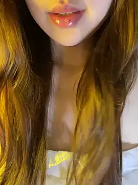 minmin2kk5 online show from May 28, 2:09 am