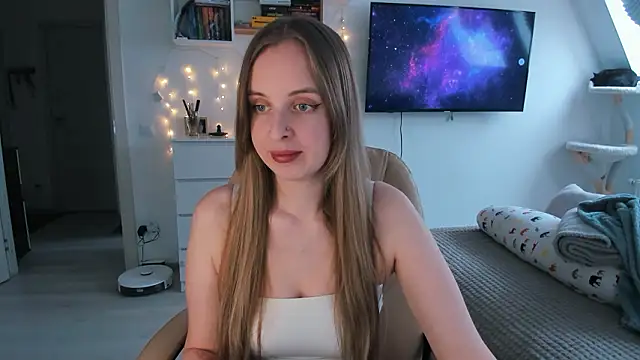 violet blue eyes online show from February 2, 10:47 am