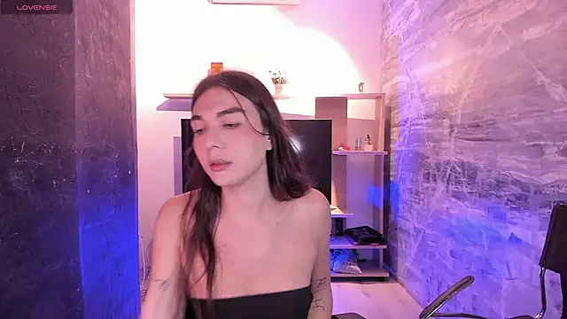 saracaball  online show from December 17, 6:52 am