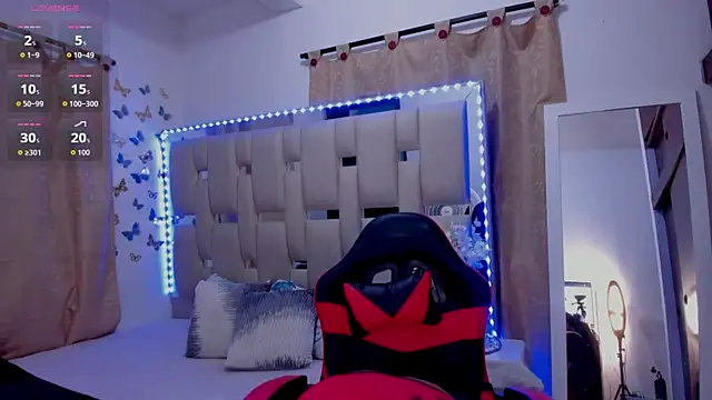 Snapshot of BrianaRichardson1414 chatting on October 18, 11:16 pm BrianaRichardson1414 online show from October 18, 11:16 pm