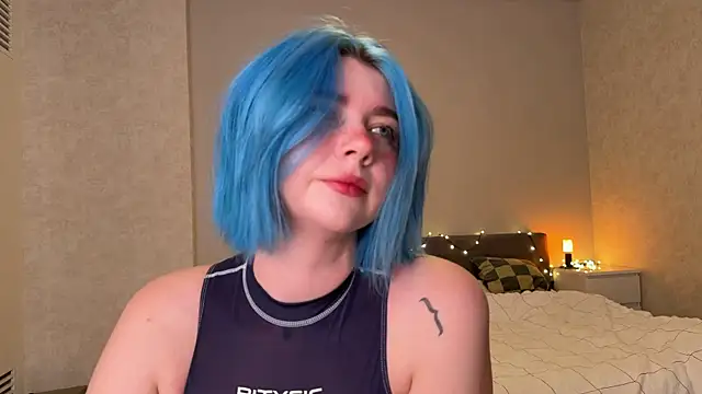 Snapshot of _vixenp chatting on December 10, 5:11 pm vixenp online show from December 10, 5:11 pm