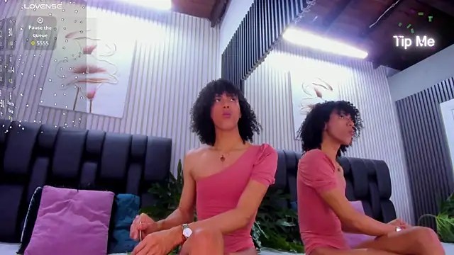 Camille Cedrik online show from October 24, 8:16 pm